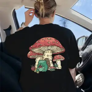 Urban Pop Graphic Kadın Tişört KoleksiyonuKod 5524