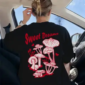 Urban Pop Graphic Kadın Tişört KoleksiyonuKod 5526