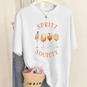 Urban Pop Graphic Kadın Tişört KoleksiyonuKod 5529