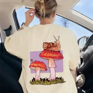 Urban Pop Graphic Kadın Tişört KoleksiyonuKod 5535