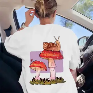 Urban Pop Graphic Kadın Tişört KoleksiyonuKod 5535