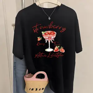 Urban Pop Graphic Kadın Tişört KoleksiyonuKod 5536