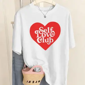 Urban Pop Graphic Kadın Tişört KoleksiyonuKod 5537