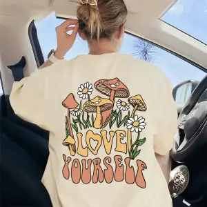 Urban Pop Graphic Kadın Tişört KoleksiyonuKod 5539