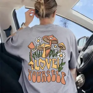 Urban Pop Graphic Kadın Tişört KoleksiyonuKod 5539