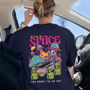 Urban Pop Graphic Kadın Tişört KoleksiyonuKod 5548