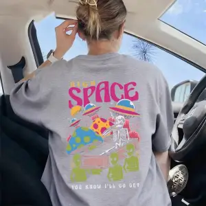 Urban Pop Graphic Kadın Tişört KoleksiyonuKod 5548