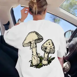 Urban Pop Graphic Kadın Tişört KoleksiyonuKod 5550