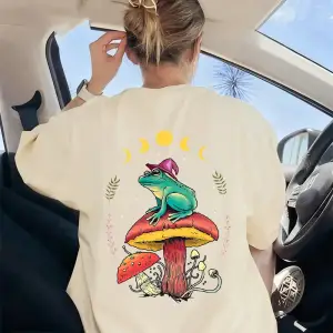 Urban Pop Graphic Kadın Tişört KoleksiyonuKod 5556