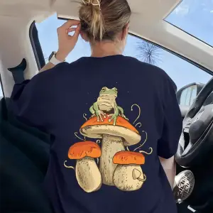 Urban Pop Graphic Kadın Tişört KoleksiyonuKod 5557