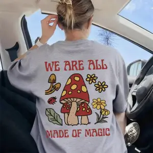 Urban Pop Graphic Kadın Tişört KoleksiyonuKod 5558