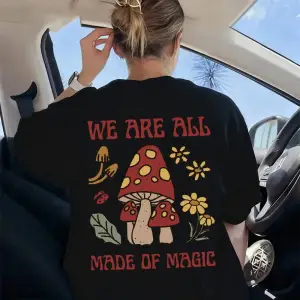 Urban Pop Graphic Kadın Tişört KoleksiyonuKod 5558