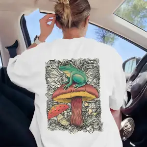 Urban Pop Graphic Kadın Tişört KoleksiyonuKod 5559