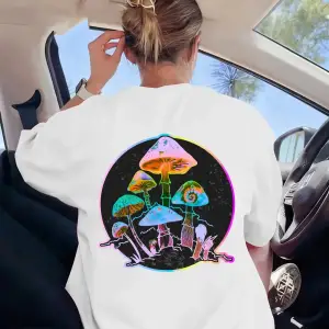 Urban Pop Graphic Kadın Tişört KoleksiyonuKod 5563