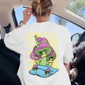 Urban Pop Graphic Kadın Tişört KoleksiyonuKod 5565