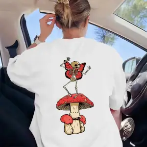 Urban Pop Graphic Kadın Tişört KoleksiyonuKod 5566