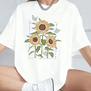 Urban Pop Graphic Kadın Tişört KoleksiyonuKod 5576