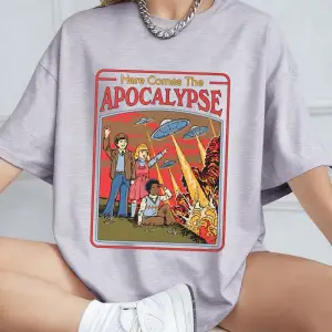 Urban Pop Graphic Kadın Tişört KoleksiyonuKod 5579