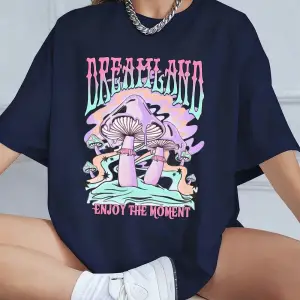 Urban Pop Graphic Kadın Tişört KoleksiyonuKod 5580