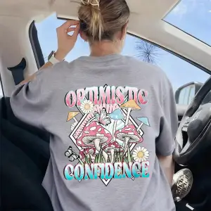 Urban Pop Graphic Kadın Tişört KoleksiyonuKod 5581