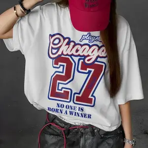 Urban Pop Graphic Kadın Tişört KoleksiyonuKod 5583