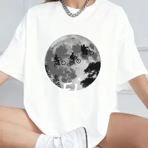 Urban Pop Graphic Kadın Tişört KoleksiyonuKod 5590