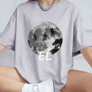 Urban Pop Graphic Kadın Tişört KoleksiyonuKod 5590