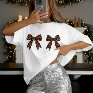 Urban Pop Graphic Kadın Tişört KoleksiyonuKod 5598