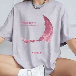 Urban Pop Graphic Kadın Tişört KoleksiyonuKod 5608