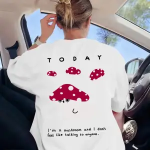 Urban Pop Graphic Kadın Tişört KoleksiyonuKod 5615