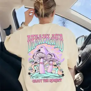 Urban Pop Graphic Kadın Tişört KoleksiyonuKod 5622