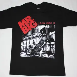 URIAH HEEP DEMONS AND WIZARDS NEW BLACK T-SHIRT ÖN BASKILI