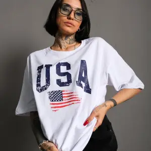 Usa Flag Baskılı Beyaz Oversize Tişört