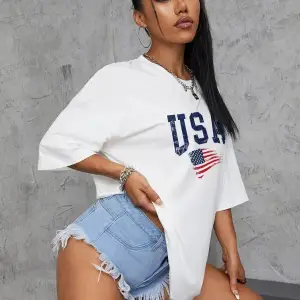 Usa Flag Baskılı Beyaz Oversize Tişört