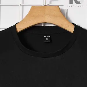 X Attack on Titan Erkek Figürlü ve Harfli Grafik Tişört