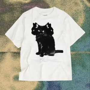 Y2k Unisex Oversize Kedili Gotik Tshirt