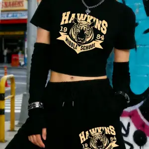 Yaz Hawkins Ortaokulu 1983 Baskılı Babby TeeTişörtler Şortlar Kadın İki Parçalı Set Beş Nokta Pan