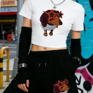 Yaz Komik Dachshund Köpek Baskılar Kırpma T-Shirt Şort Kadın İki Adet Set Diz Boyu Pantolon Y