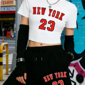 Yazlık New York 23 Harfli Baskılı Babby TeeTişört Şort Kadın İki Parça Takım Diz Boyu Pantolon Da