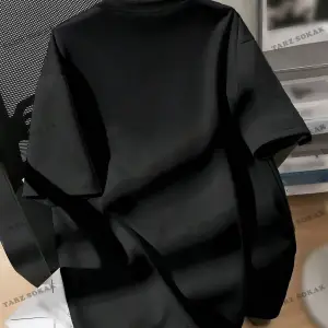 Yıldız Baskılı Oversize Kalıp Unisex T-shirt