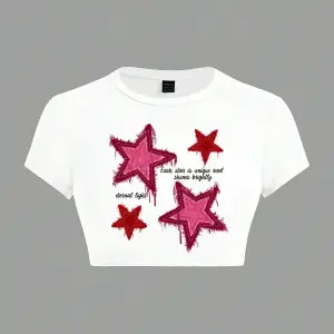 Yıldız Grafikli Yuvarlak Yaka Kısa Kollu Crop