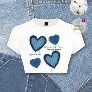 Yıldız Grafikli Yuvarlak Yaka Kısa Kollu Crop