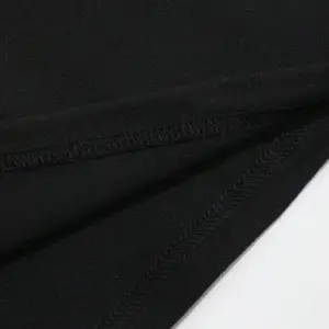 Yıldız Grafikli Yuvarlak Yaka Kısa Kollu Tişört