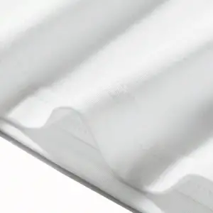 Yıldız Grafikli Yuvarlak Yaka Kısa Kollu Tişört