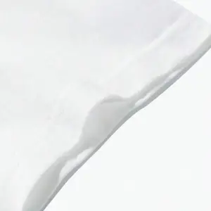 Yıldız Grafikli Yuvarlak Yaka Kısa Kollu Tişört