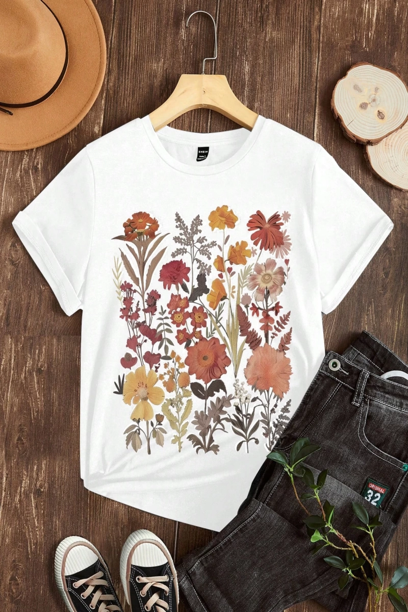 %50 Pamuk Rahat Minimalist Kelebek ve Çiçek Baskılı Tişört Kadınlar İçin, Doğal