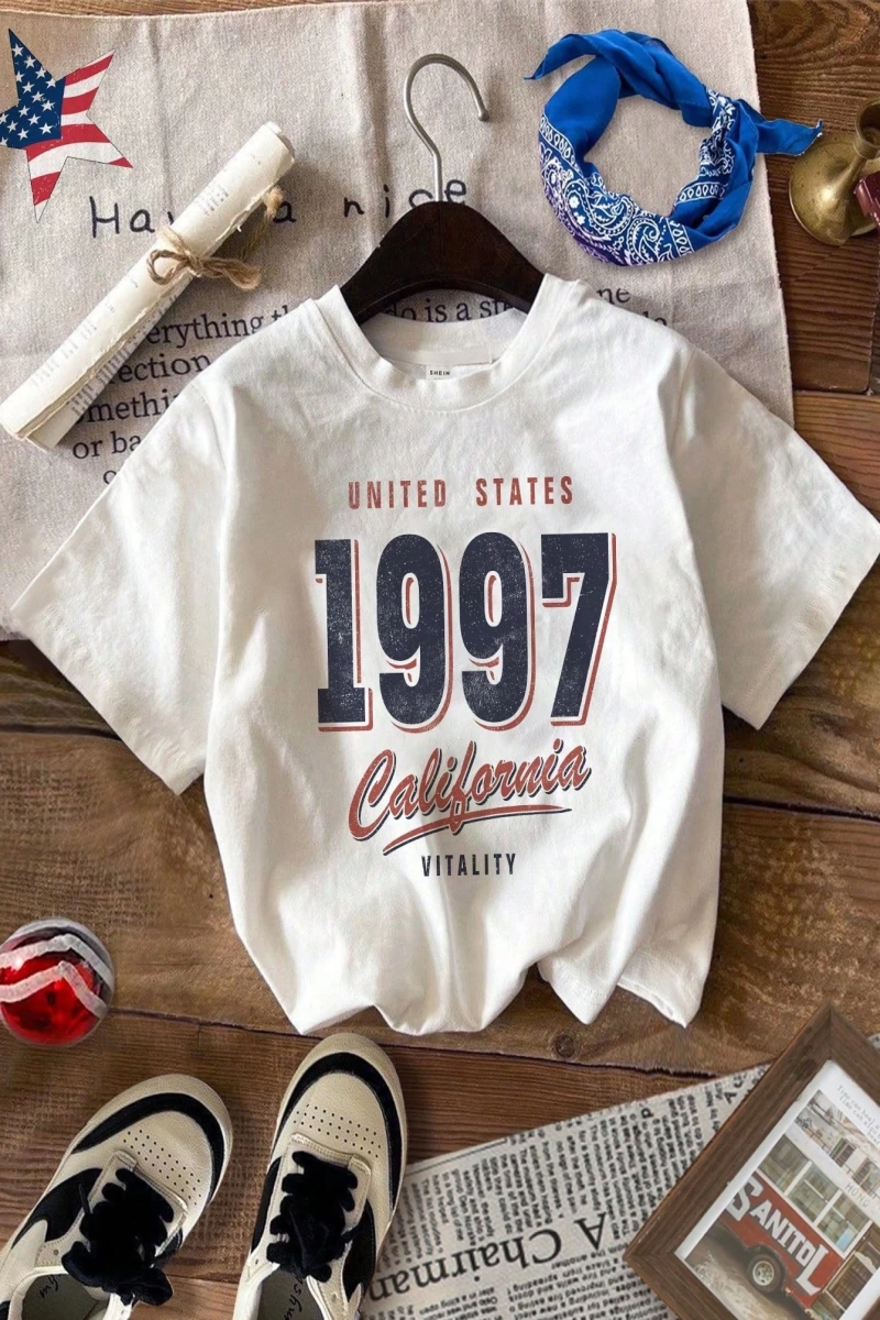 1997 Vintage Amerikan Yazı Tipi Stili Moda Rahat Baskılı Siyah Kısa Kollu Tiş
