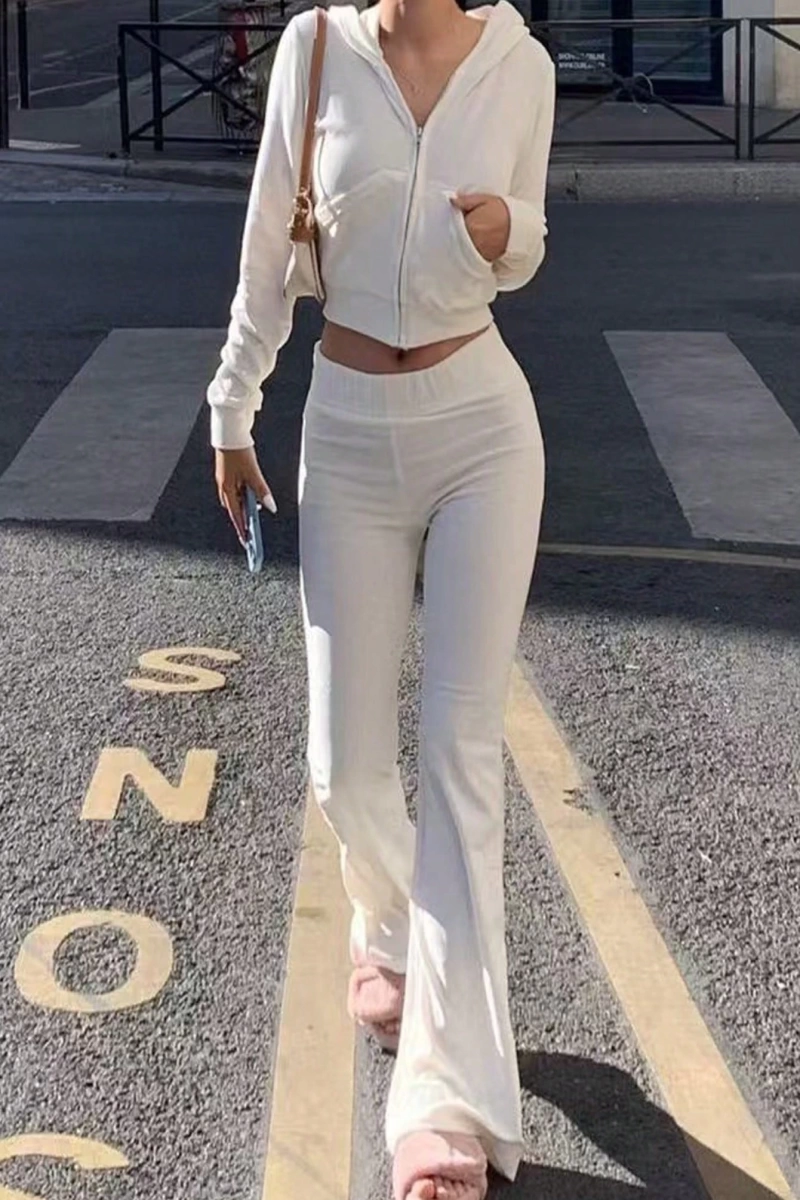 2 Parça Kadın Uzun Kollu Kapüşonlu Sweatshirt Cepli ve Yüksek Bel Kloş Pantolon