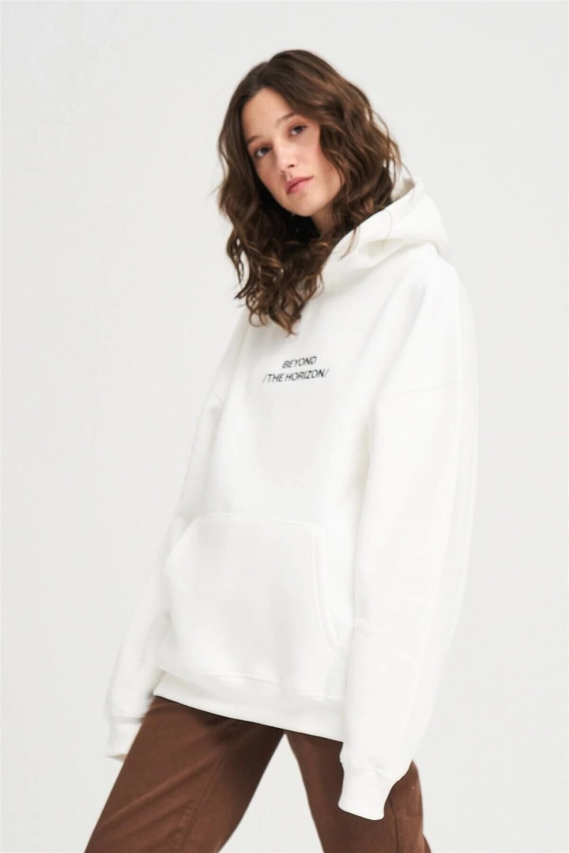 Unisex Beyond The Horizon Sweatshirt Beyaz Trndz1356