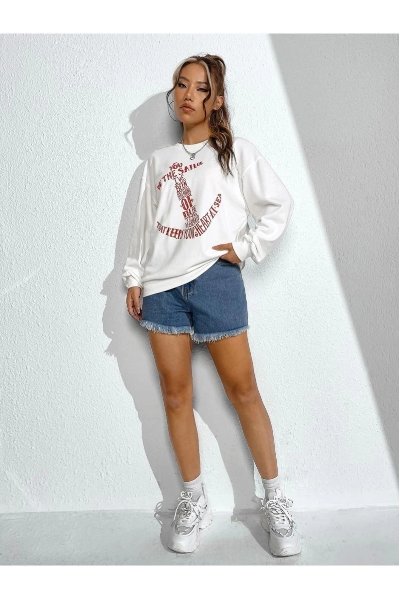 Kadın Beyaz Yazılı Çapa Baskılı Oversize Bisiklet Yaka Sweatshirt